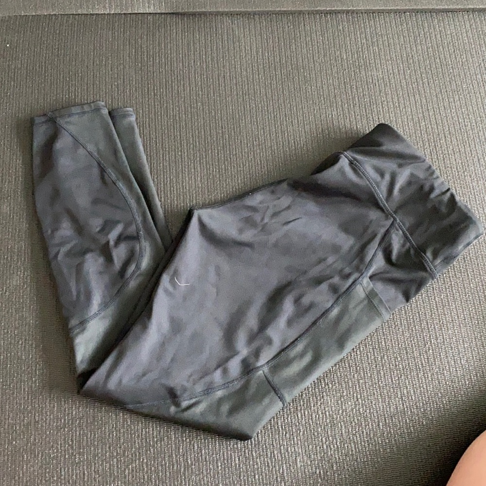 GUC Fabletics pocket leggings